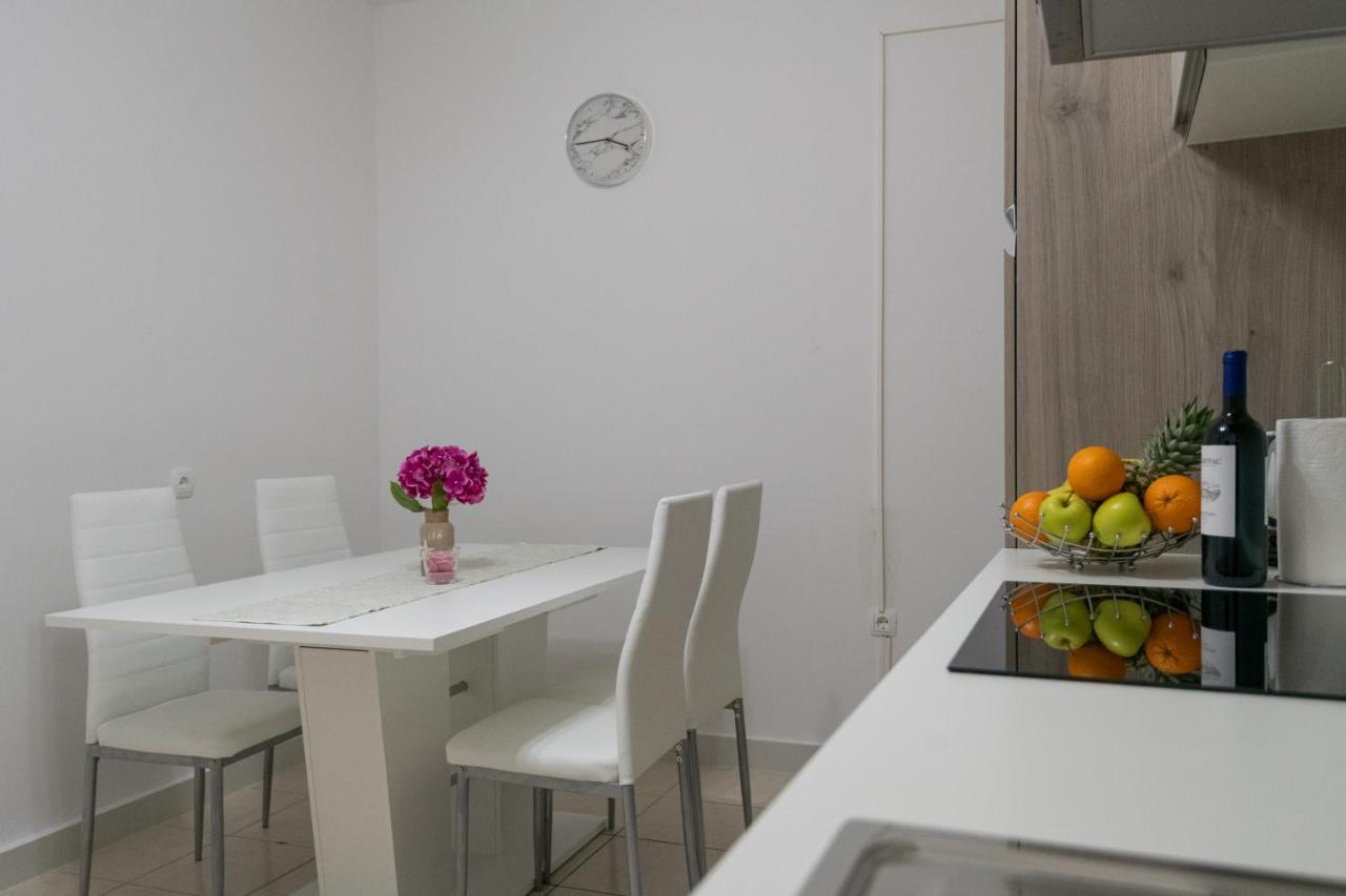 Apartman Ruza Podgora Exterior foto
