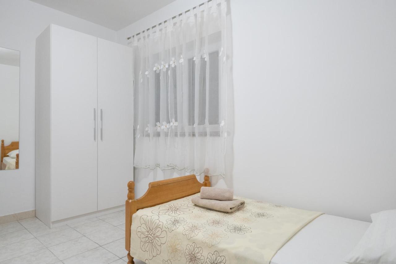 Apartman Ruza Podgora Exterior foto